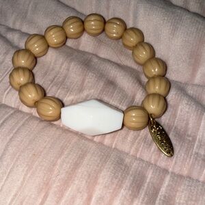 Plunder Tan and White Beaded Bracelet